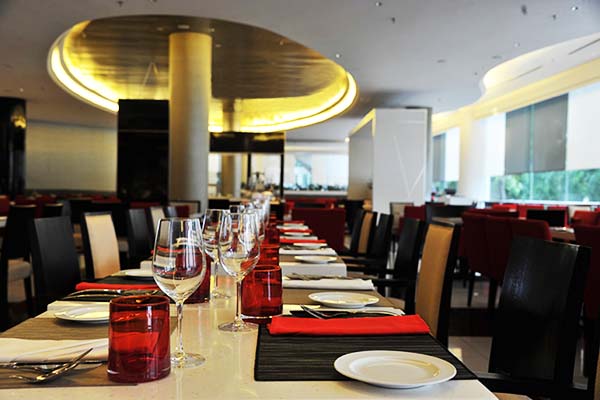 5 Best 5-Star Hotel Buffet Dinner in Kuala Lumpur_LINK