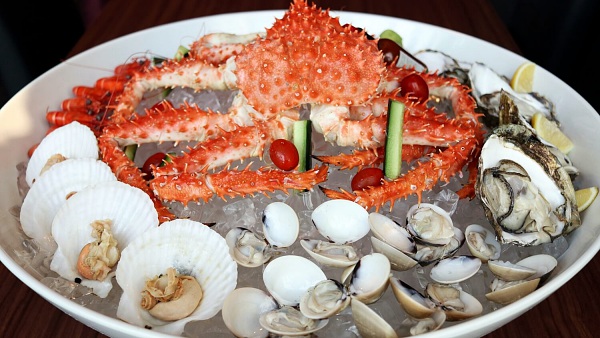 Click here to view King Crab Platter at EGG - 8 Gourmets Gala