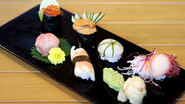 Click Here To View Premium Sushi Balls at Yamaguchi Fish Market