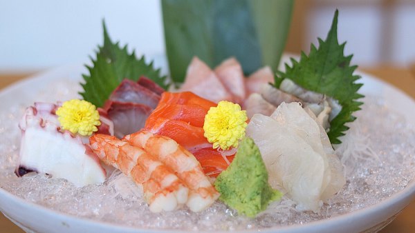 Click here to view free Sashimi at Yamaguchi Fish Market