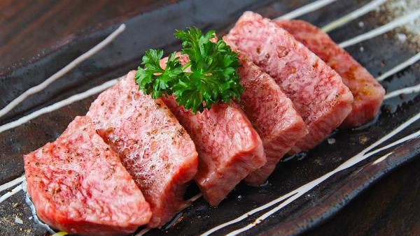 Click here to view Wagyu beef at Ishin Japanese Dining