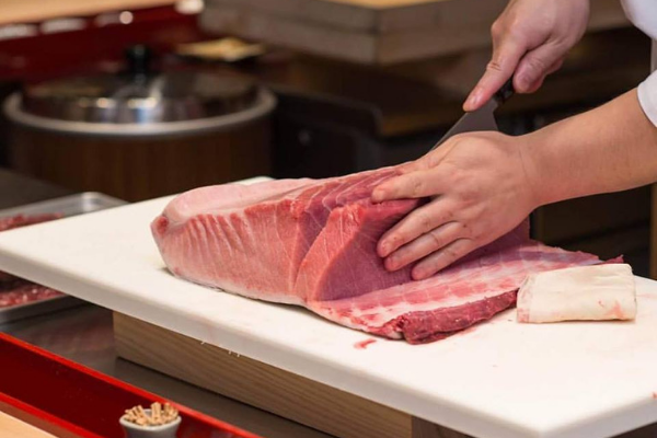 Click to view image of Chutoro Bluefin Tuna Sashimi at Sushi Azabu