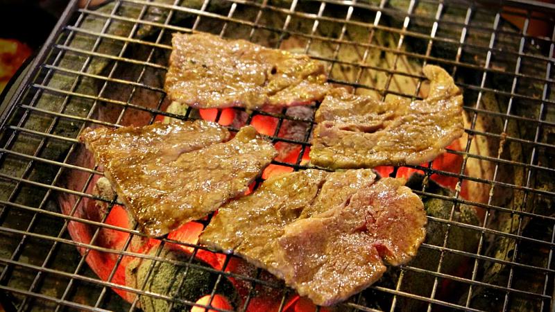 View Supreme Harami Ox Short Ribs at Momotalo Yakiniku